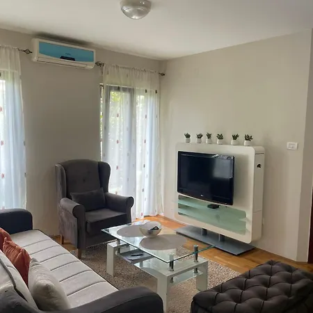 Luka Apartamento